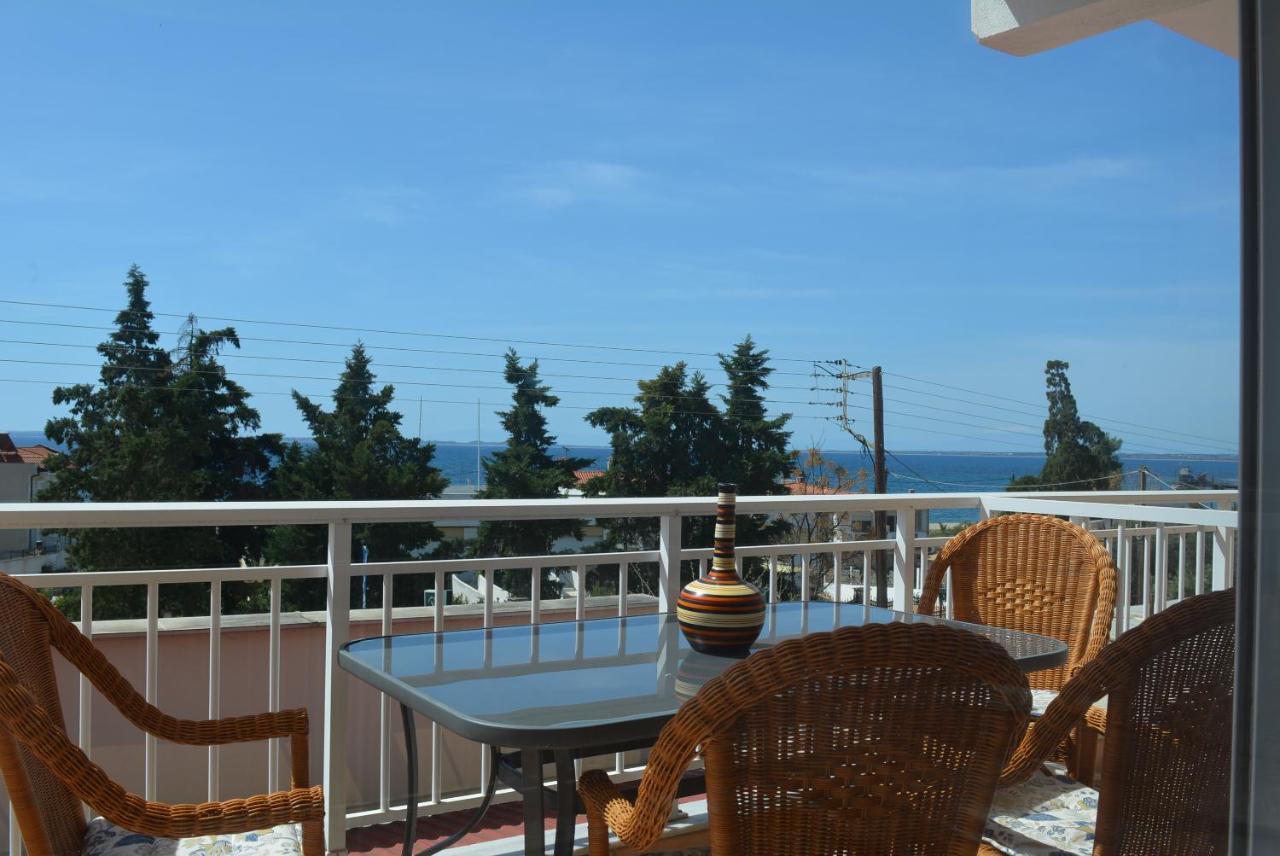 Panos Apartments Gerakini Extérieur photo