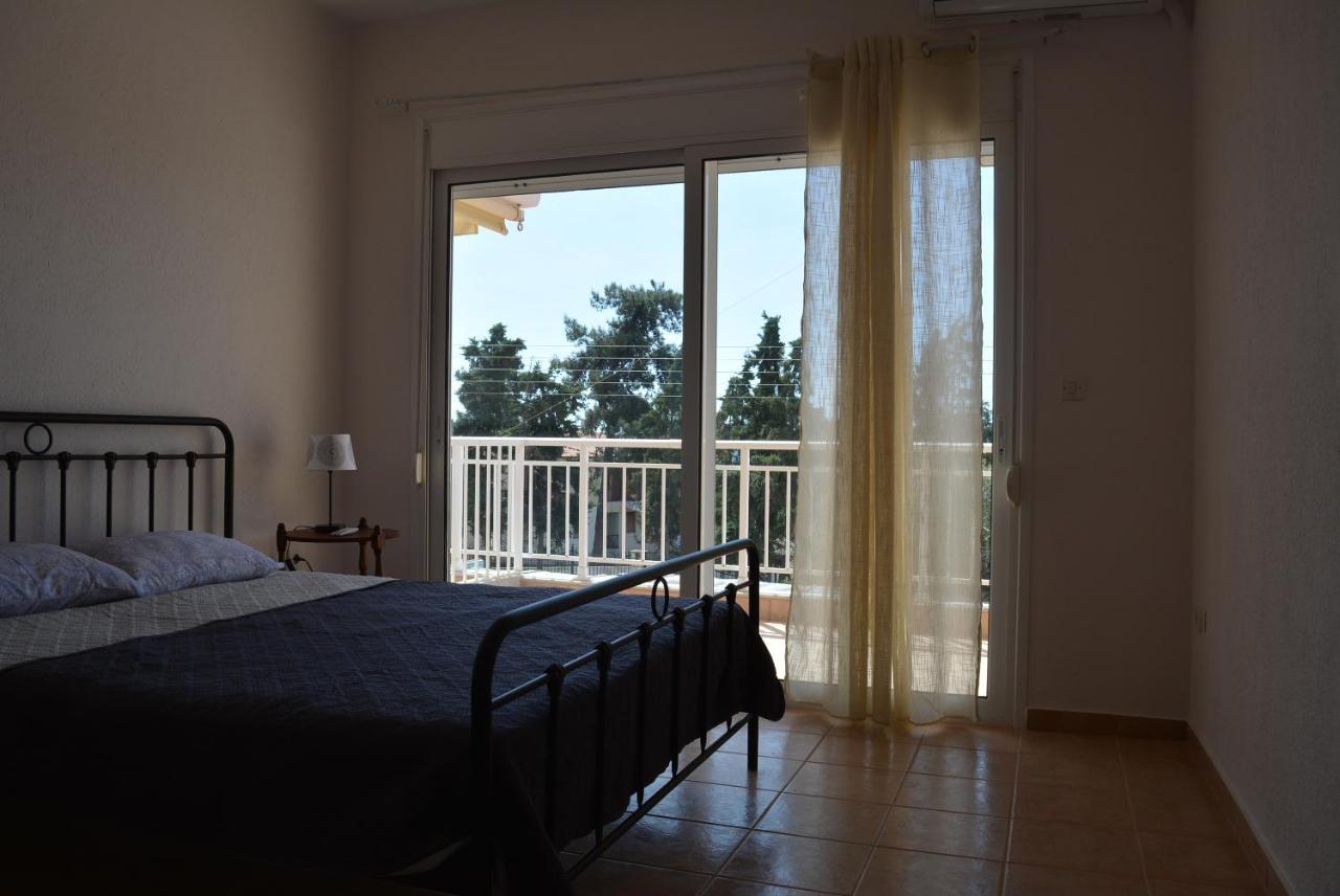 Panos Apartments Gerakini Extérieur photo